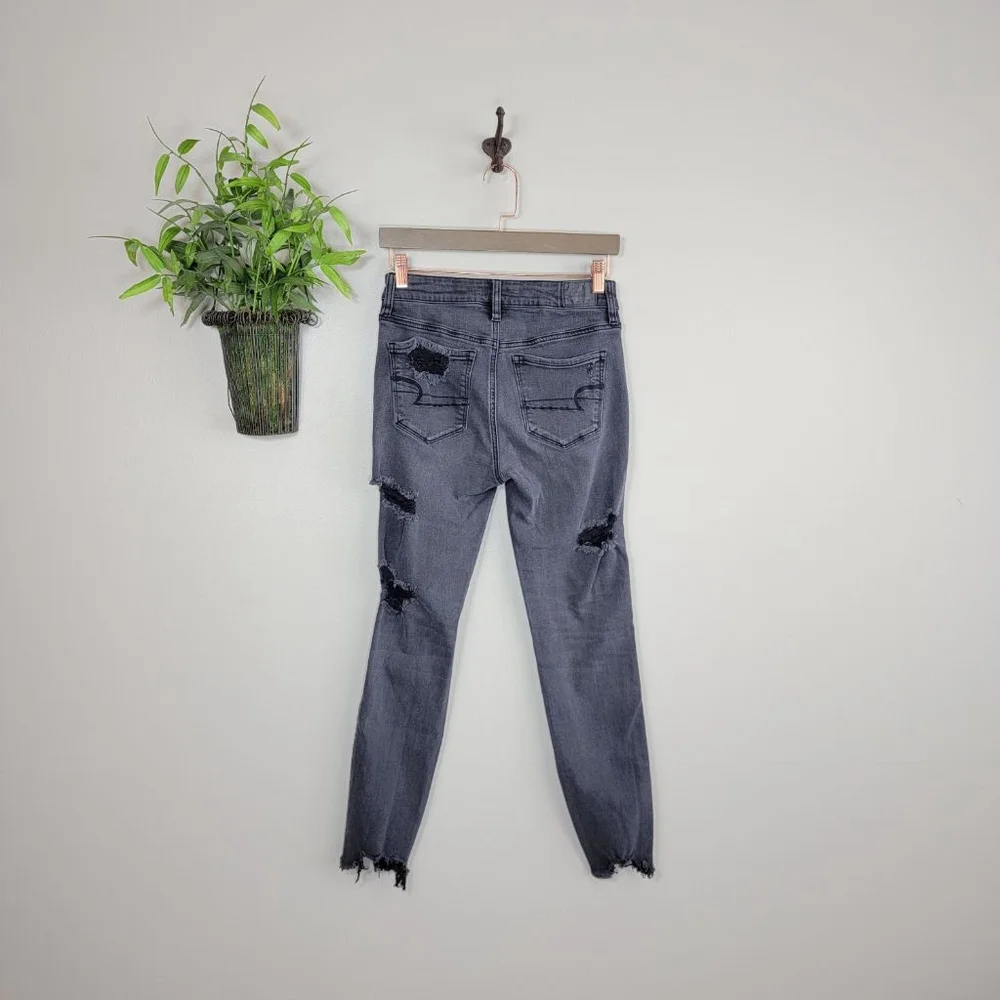 American Eagle Hi Rise Jegging Skinny Jeans Distressed Chewed Raw Black AE 4